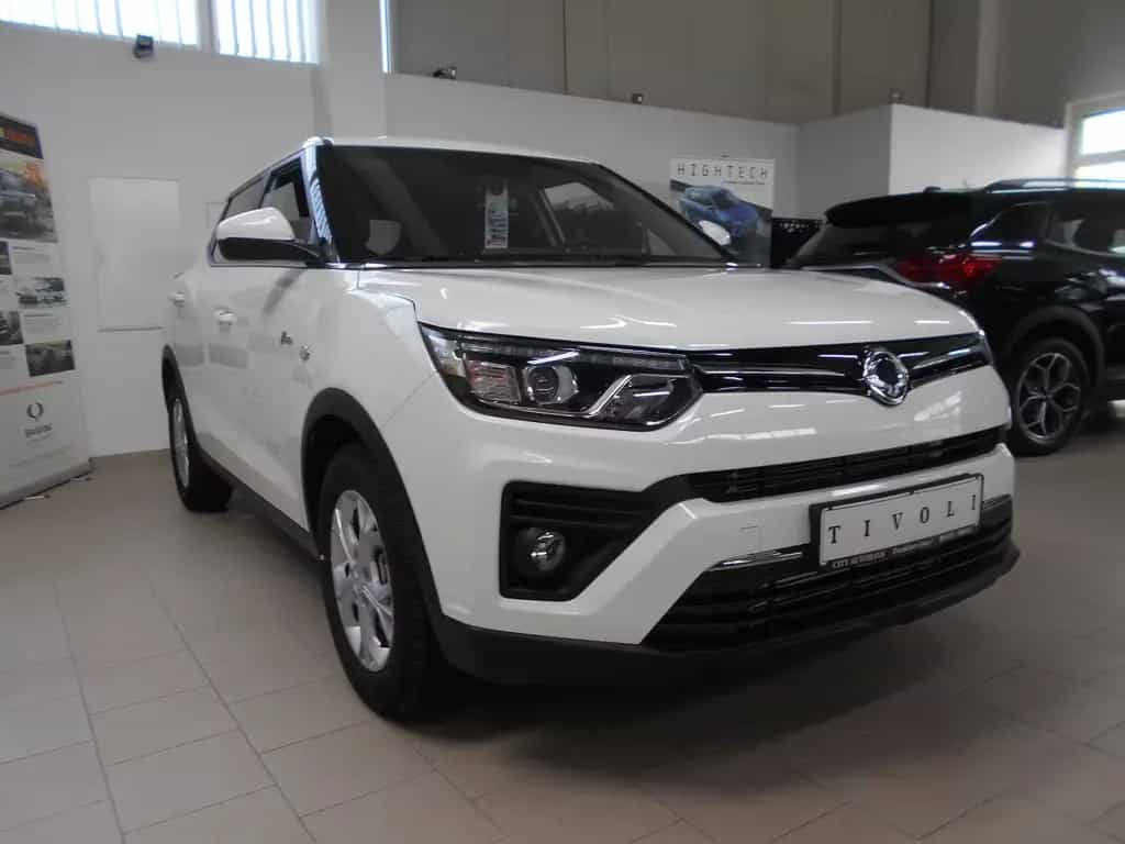 Ssangyong Tivoli 4x4ALLRAD KLIMA TEMPOMAT PDC + KAMERA AHK 03/2025-photo-0