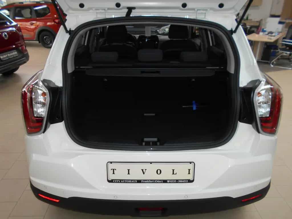 Ssangyong Tivoli 4x4ALLRAD KLIMA TEMPOMAT PDC + KAMERA AHK 03/2025-photo-14