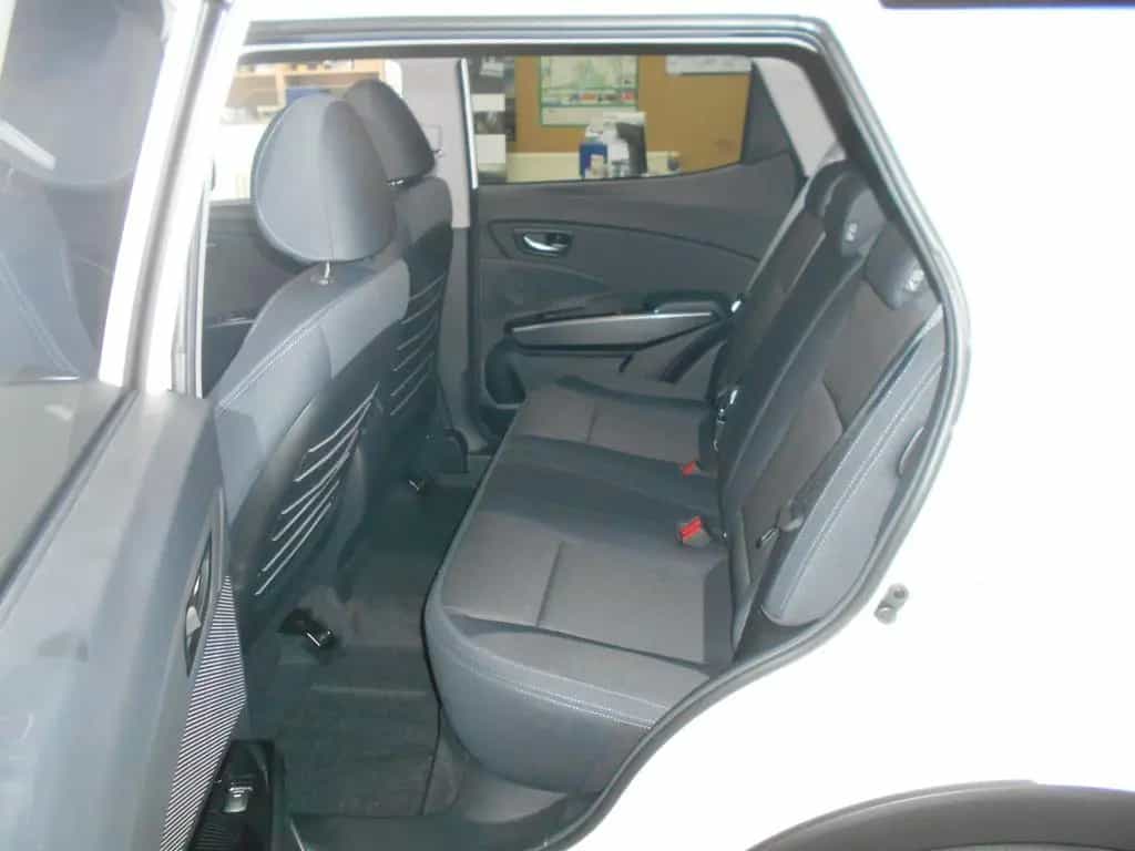 Ssangyong Tivoli 4x4ALLRAD KLIMA TEMPOMAT PDC + KAMERA AHK 03/2025-photo-7