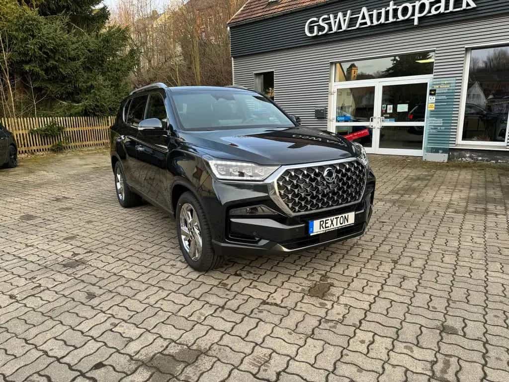 Ssangyong REXTON 2.2D Sapphire 4WD 8AT *20Zoll,AHK,7-Sitz* 03/2024-photo-0