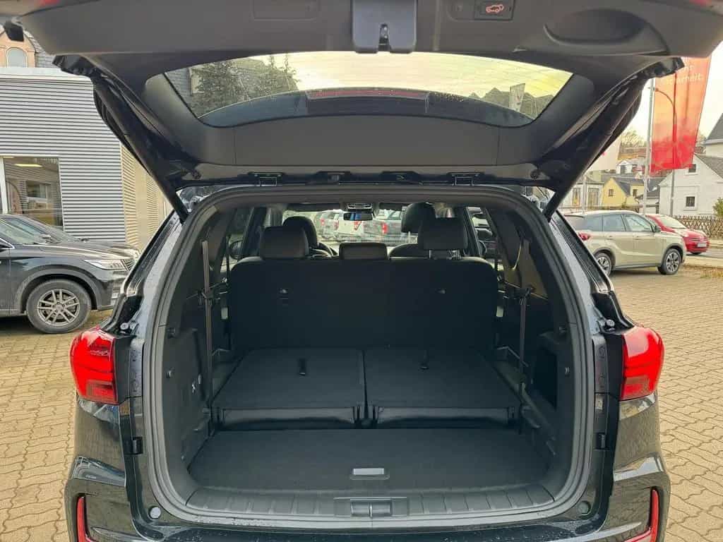 Ssangyong REXTON 2.2D Sapphire 4WD 8AT *20Zoll,AHK,7-Sitz* 03/2024-photo-9