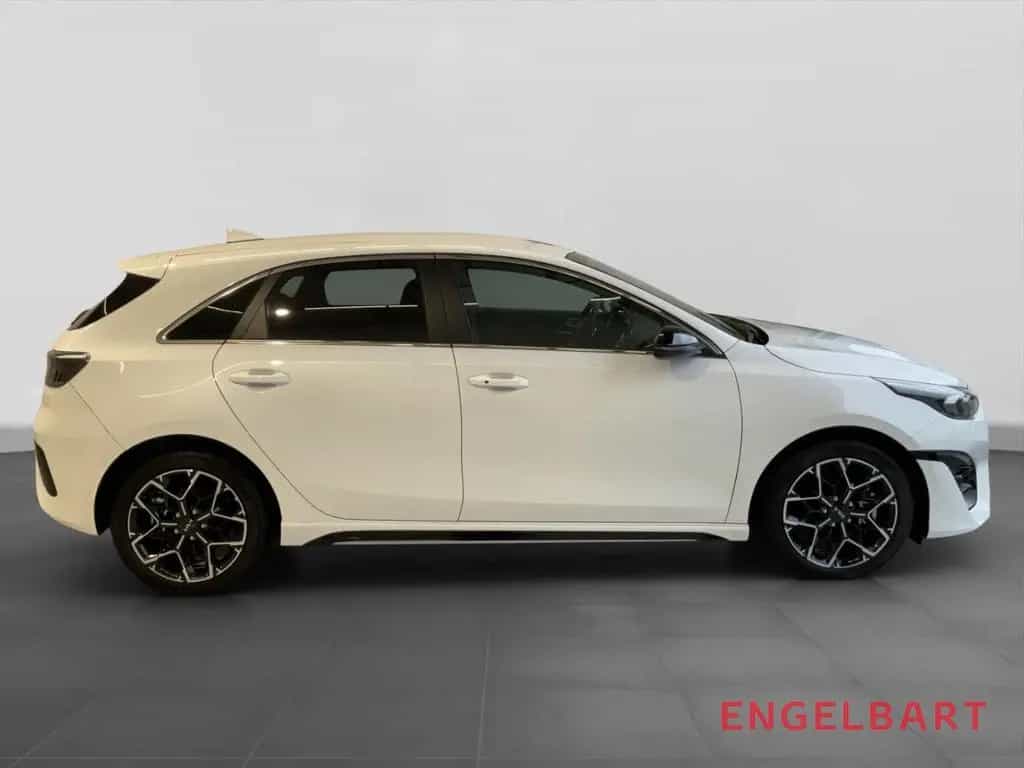 Kia Ceed GT-Line 1.5T Technologie-Paket Leder-Paket 06/2025-photo-4