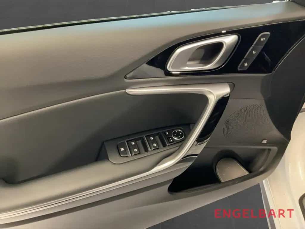 Kia Ceed GT-Line 1.5T Technologie-Paket Leder-Paket 06/2025-photo-9