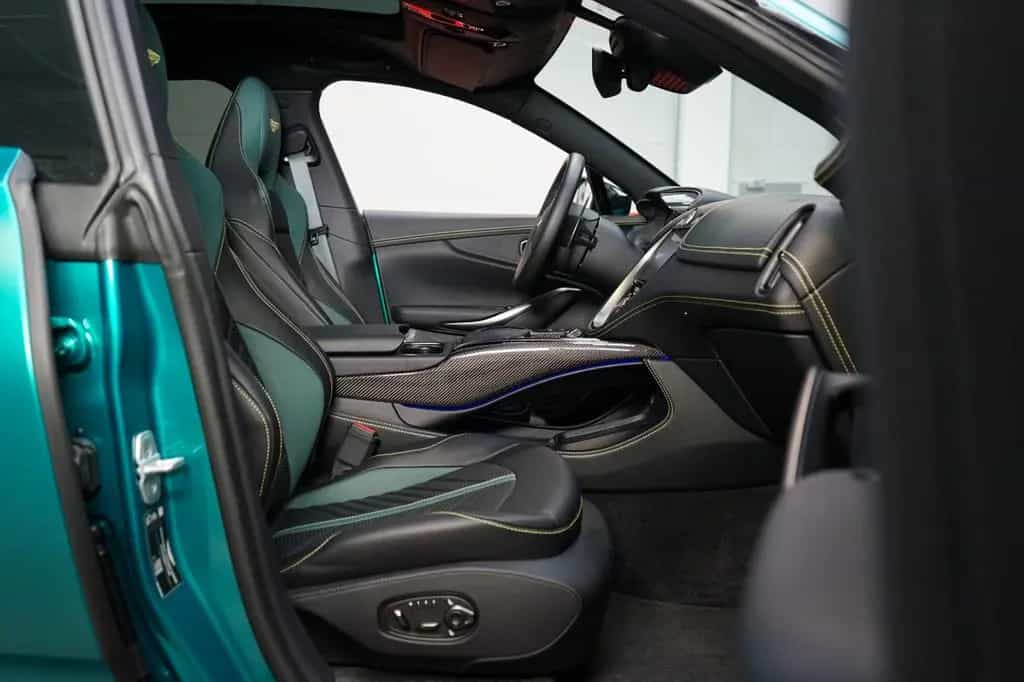Aston Martin DBX707 AMR23 PACK*AUX.HEAT*CARBON*178.347€ NETTO 09/2024-photo-17