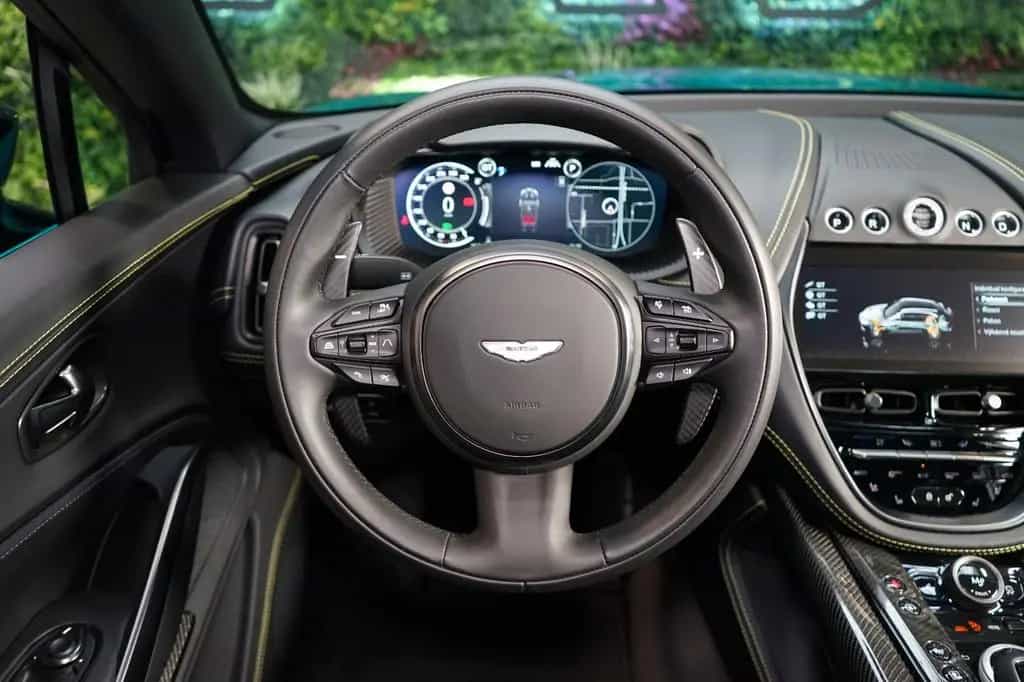 Aston Martin DBX707 AMR23 PACK*AUX.HEAT*CARBON*178.347€ NETTO 09/2024-photo-19