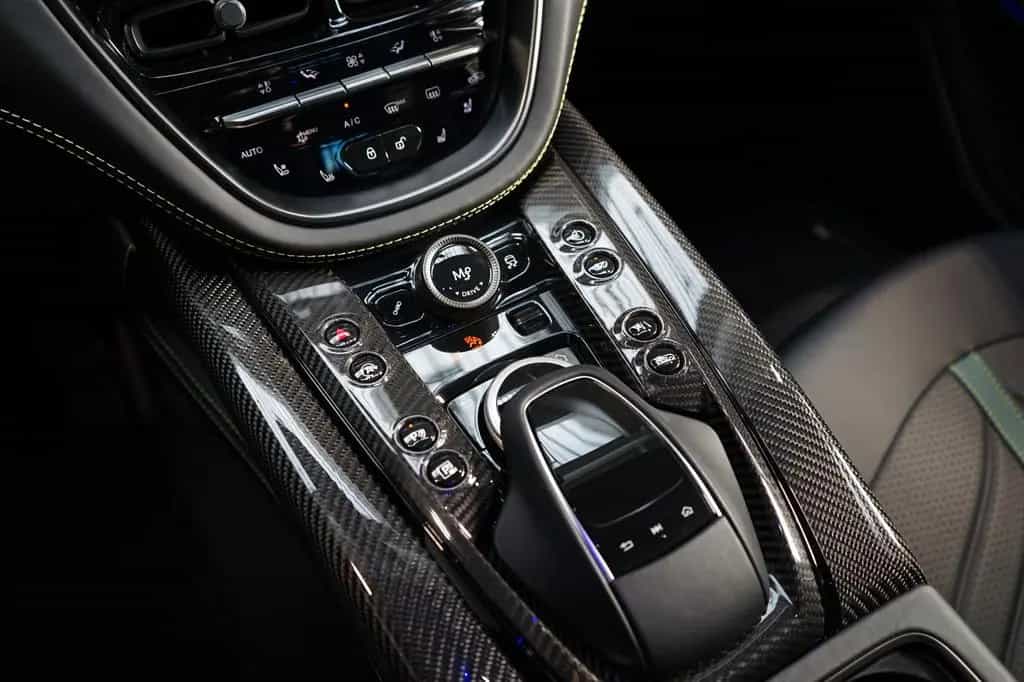 Aston Martin DBX707 AMR23 PACK*AUX.HEAT*CARBON*178.347€ NETTO 09/2024-photo-20