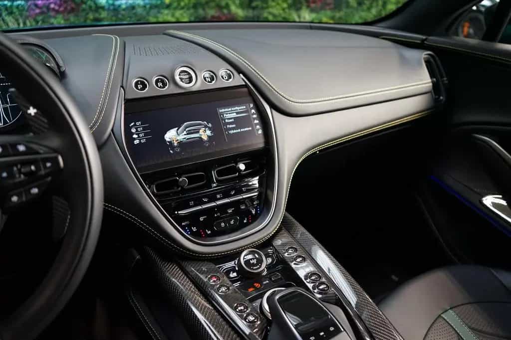 Aston Martin DBX707 AMR23 PACK*AUX.HEAT*CARBON*178.347€ NETTO 09/2024-photo-21