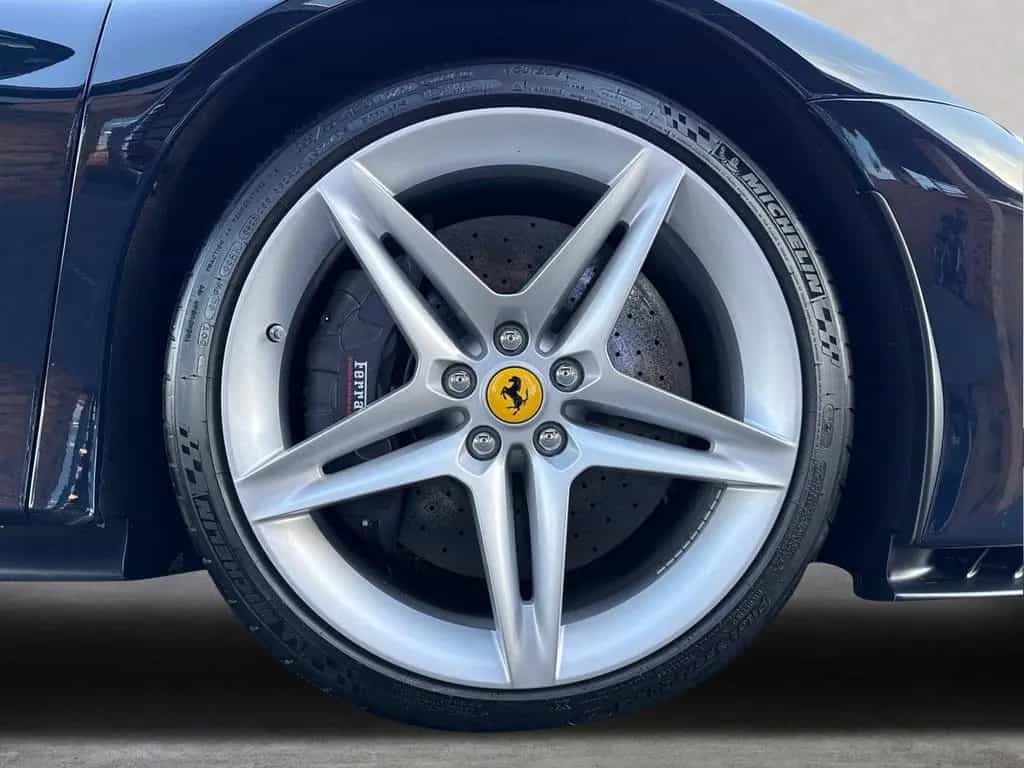 Ferrari SF90 Stradale *20 Zoll*DAB Radio*Matrix LED* 09/2023-photo-11