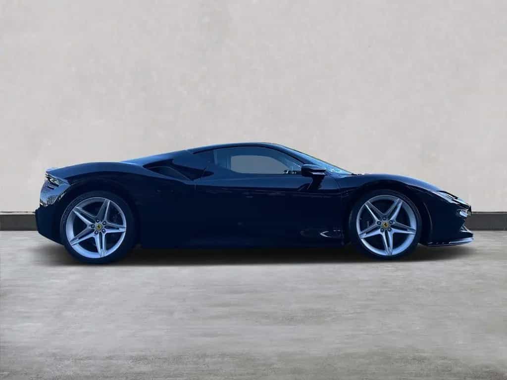Ferrari SF90 Stradale *20 Zoll*DAB Radio*Matrix LED* 09/2023-photo-5