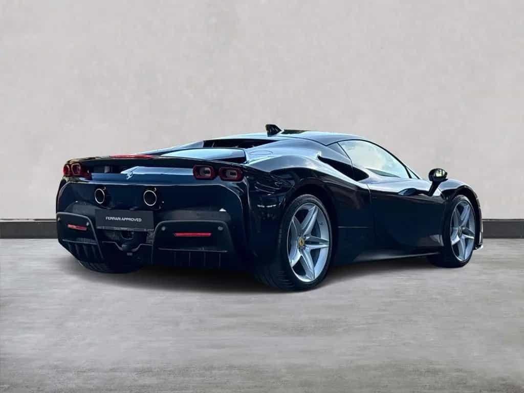 Ferrari SF90 Stradale *20 Zoll*DAB Radio*Matrix LED* 09/2023-photo-6