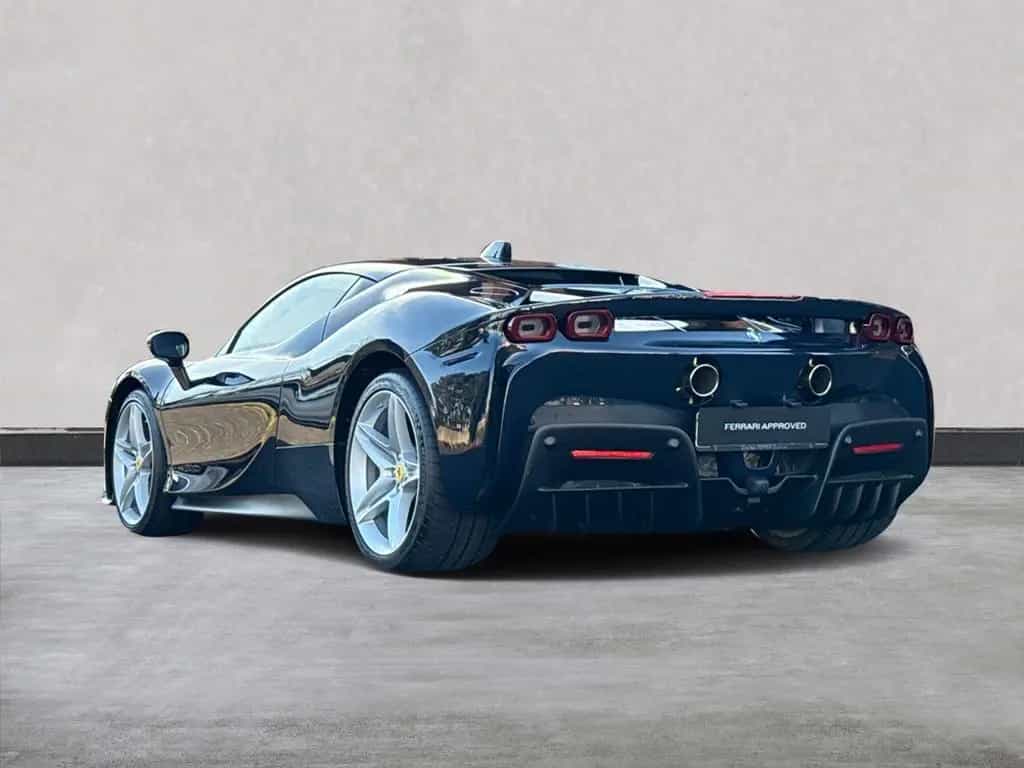 Ferrari SF90 Stradale *20 Zoll*DAB Radio*Matrix LED* 09/2023-photo-8