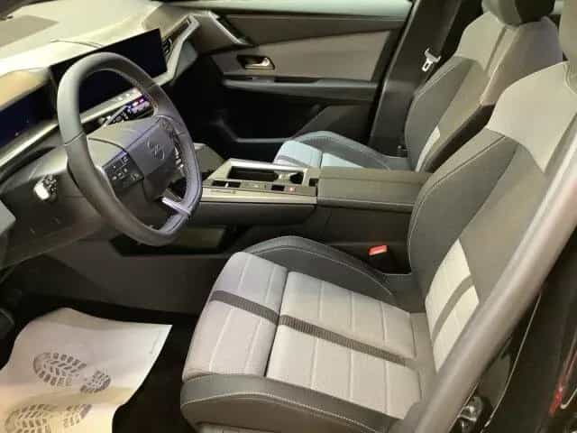 Opel Grandland GS 1.2 MHEV +Matrix-LED+Keyless+ACC+ 02/2025-photo-9