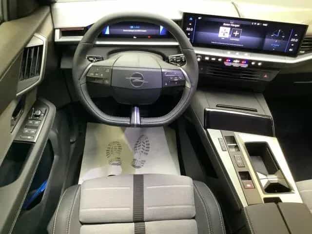 Opel Grandland GS 1.2 MHEV +Matrix-LED+Keyless+ACC+ 02/2025-photo-7