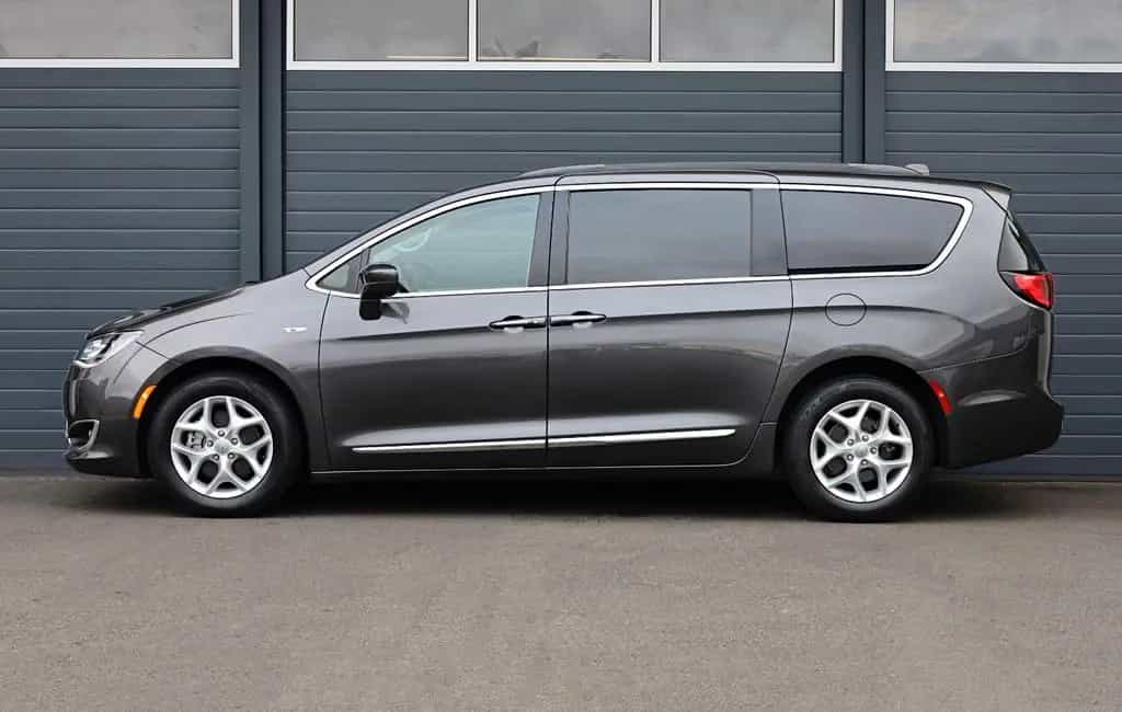 Chrysler Pacifica 3.6 V6/8-Sitze/SHZ/TOTW/KAMERA/BTH/R18 07/2017-photo-2