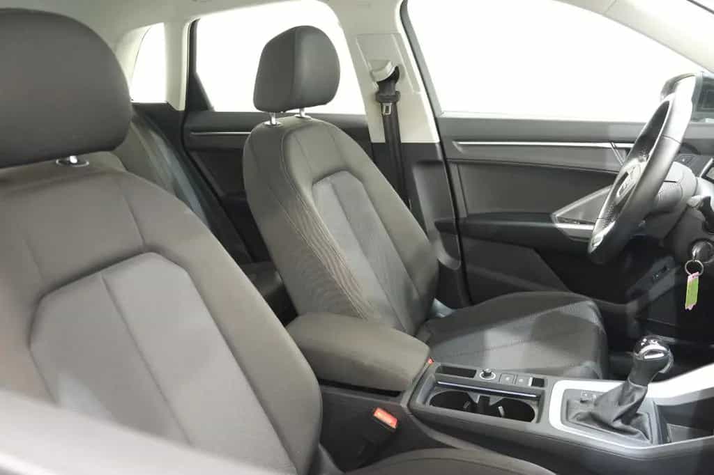 Audi Q3 35 TFSi S Tronic LED Navi Sitzheizung Virtual 11/2019-photo-15