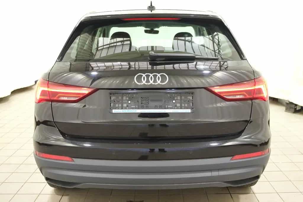 Audi Q3 35 TFSi S Tronic LED Navi Sitzheizung Virtual 11/2019-photo-6