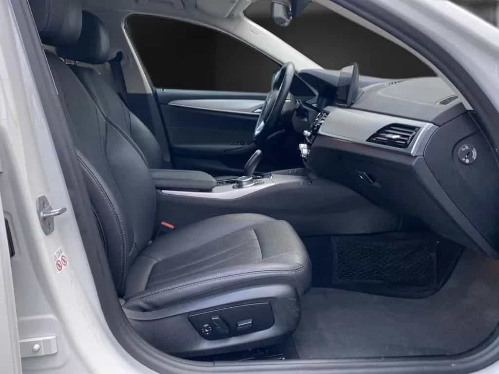 BMW 5 Series 530d xD Luxury Line DAB HUD Kamera Sport Alarm 04/2022-photo-11
