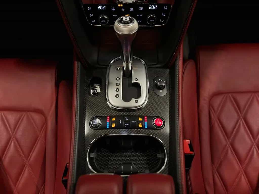 Bentley GT SPEED/6.0L W12/ 4WD/LED/KEYLESS/MASSAGE 02/2014-photo-29
