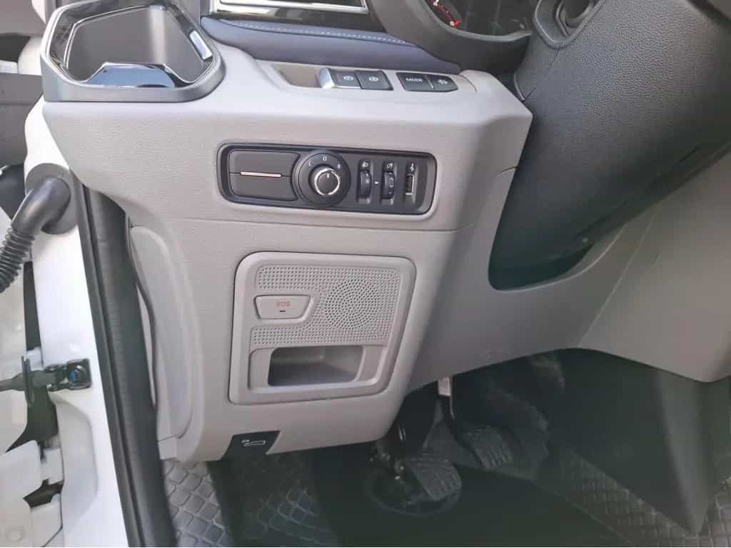 Maxus Deliver 7 L2H1 Luxury 2,0 l Diesel FWD 08/2025-photo-14