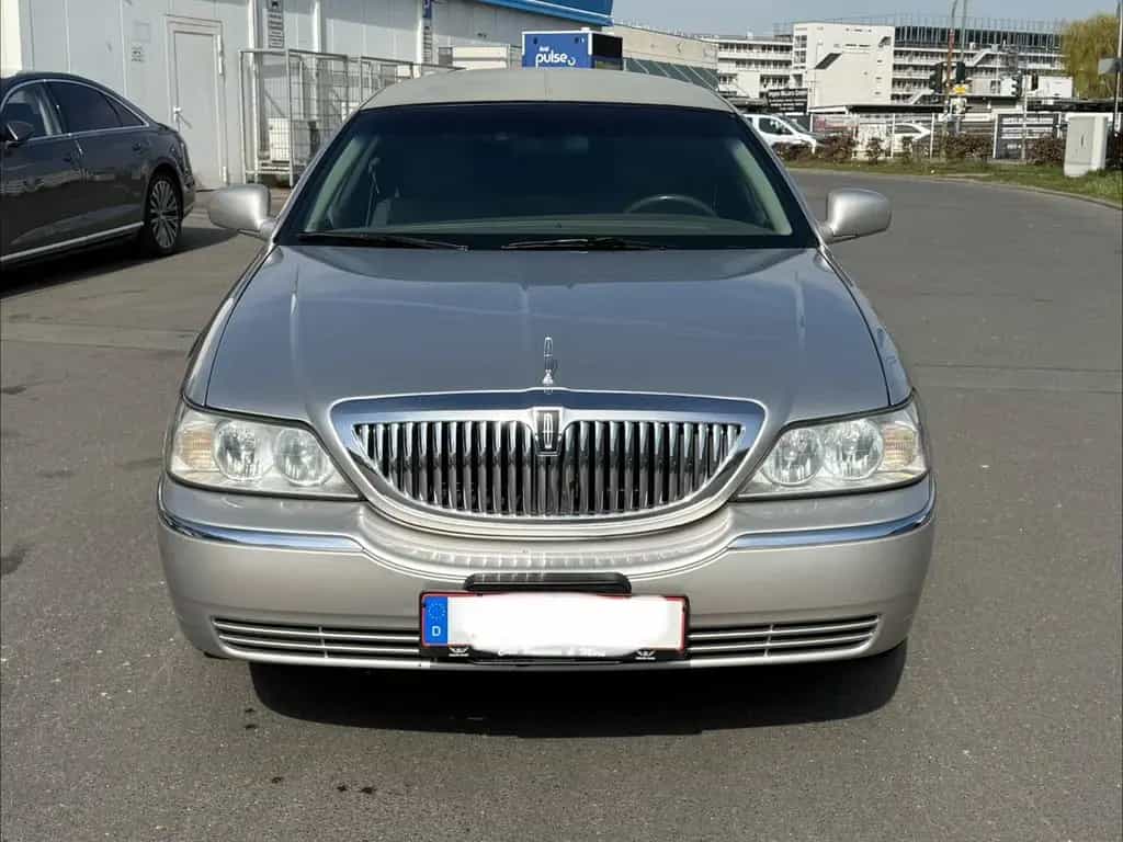 Lincoln Town Car *Stretchlimousine*DVD*Super Zustand* 07/2003-photo-2