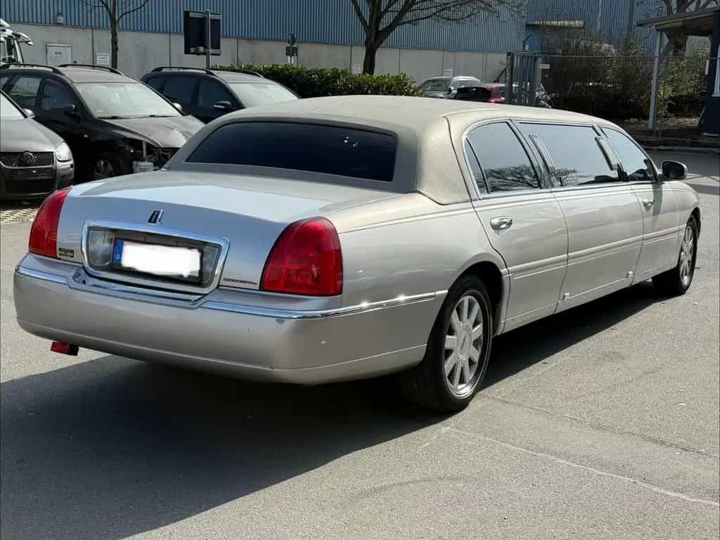 Lincoln Town Car *Stretchlimousine*DVD*Super Zustand* 07/2003-photo-7