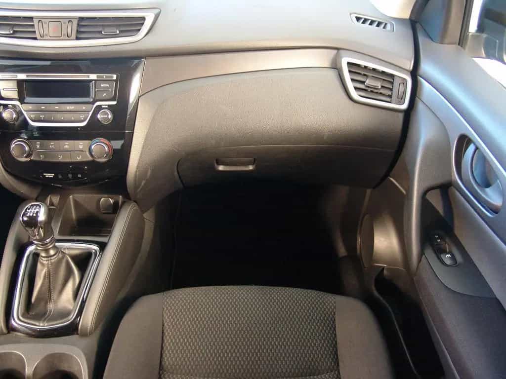 Nissan Qashqai Visia / PDC v+h / 1 Jahr Garantie ! 08/2018-photo-11