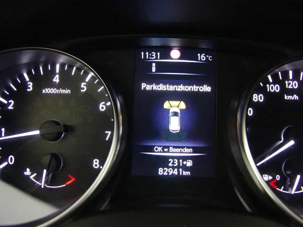 Nissan Qashqai Visia / PDC v+h / 1 Jahr Garantie ! 08/2018-photo-18