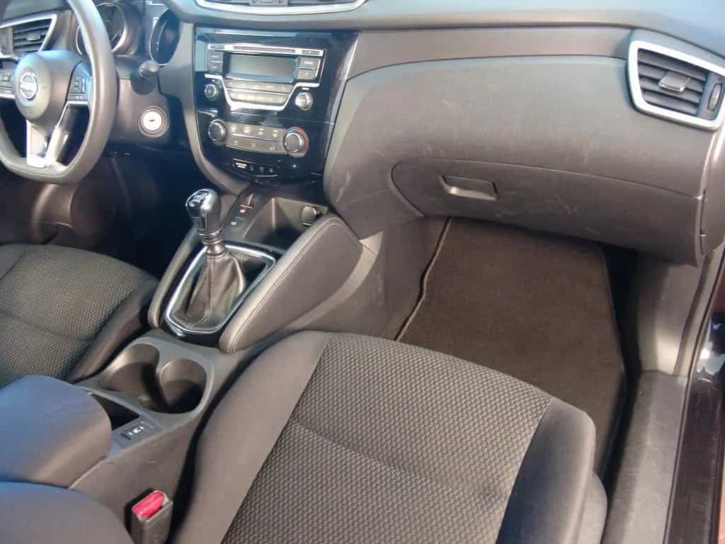 Nissan Qashqai Visia / PDC v+h / 1 Jahr Garantie ! 08/2018-photo-9