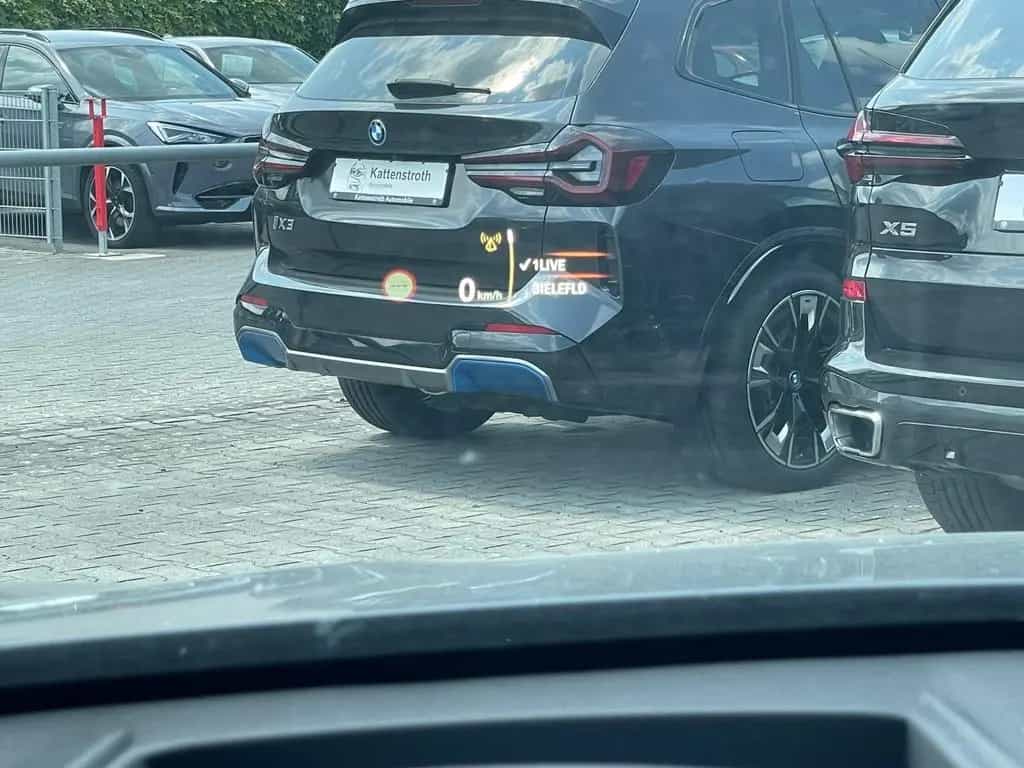 BMW X1 xDrive20d Aut. SportLine HeadUp LED AHK Leder 09/2018-photo-11
