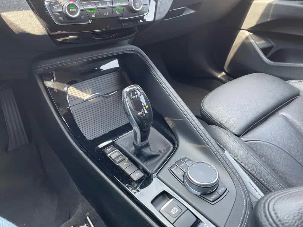 BMW X1 xDrive20d Aut. SportLine HeadUp LED AHK Leder 09/2018-photo-18