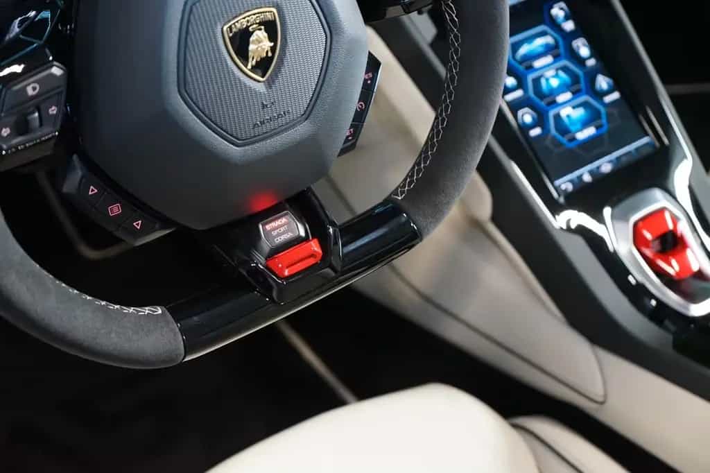 Lamborghini EVO SPYDER AWD*LIFT*WARRANTY*258.017€ NETTO 11/2023-photo-14