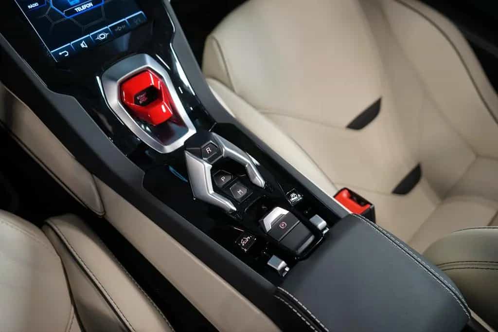 Lamborghini EVO SPYDER AWD*LIFT*WARRANTY*258.017€ NETTO 11/2023-photo-23