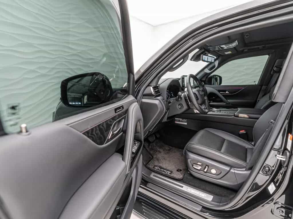 Lexus LX 500 Luxury*ARMORED B6*Head-Up*R20*STOCK null-photo-16