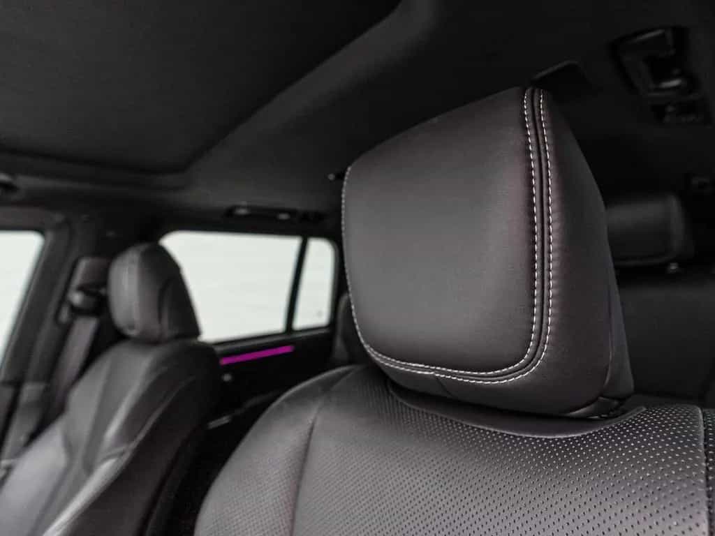 Lexus LX 500 Luxury*ARMORED B6*Head-Up*R20*STOCK null-photo-23