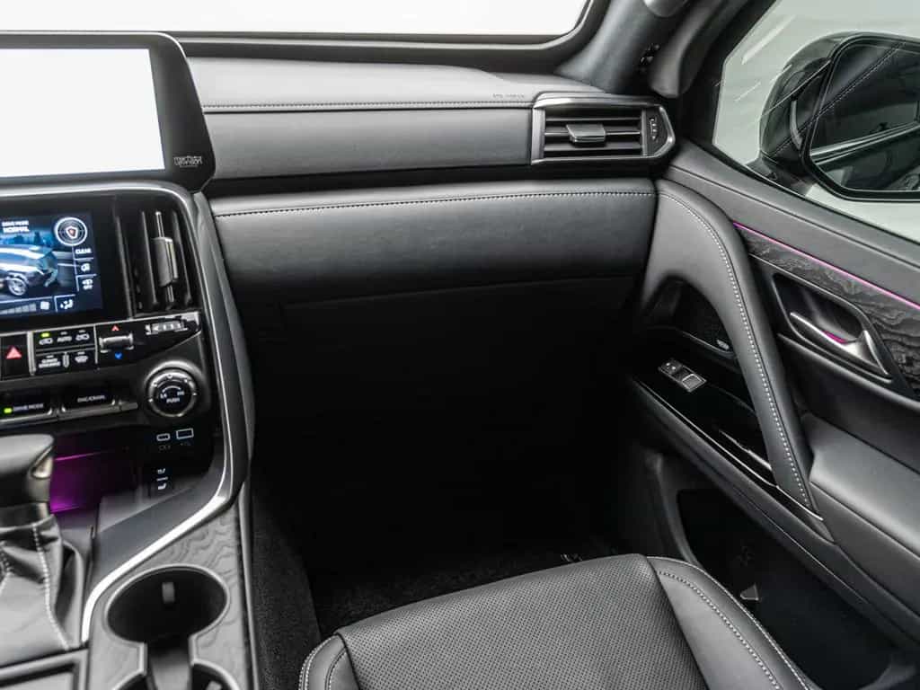Lexus LX 500 Luxury*ARMORED B6*Head-Up*R20*STOCK null-photo-31