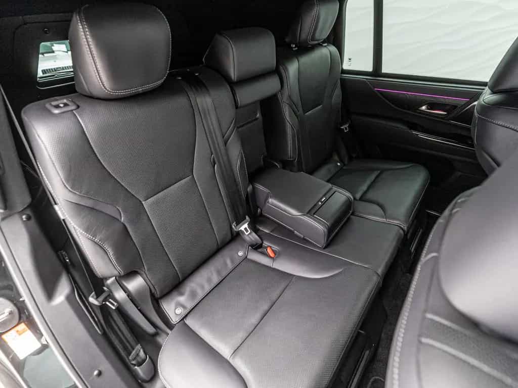 Lexus LX 500 Luxury*ARMORED B6*Head-Up*R20*STOCK null-photo-38