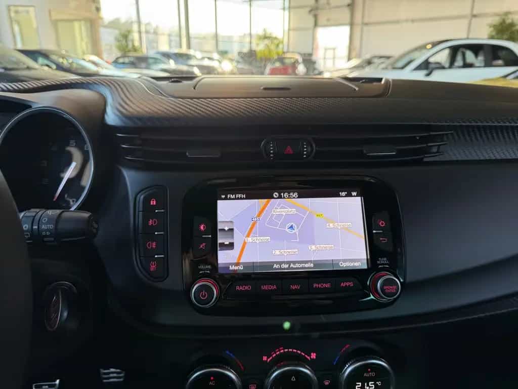 Alfa Romeo Giulietta Sport KLIMA NAVI ALU SHZ 06/2018-photo-15