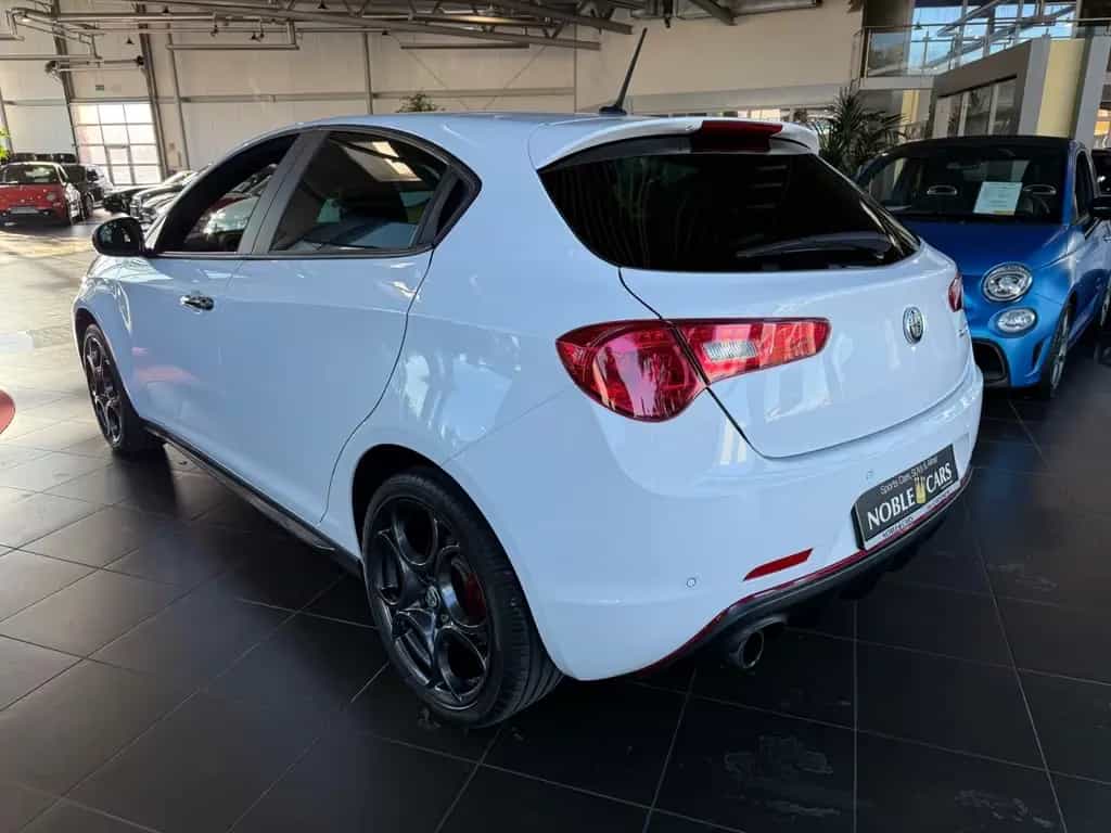 Alfa Romeo Giulietta Sport KLIMA NAVI ALU SHZ 06/2018-photo-4