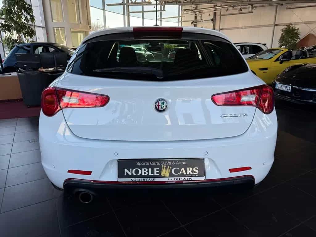 Alfa Romeo Giulietta Sport KLIMA NAVI ALU SHZ 06/2018-photo-5