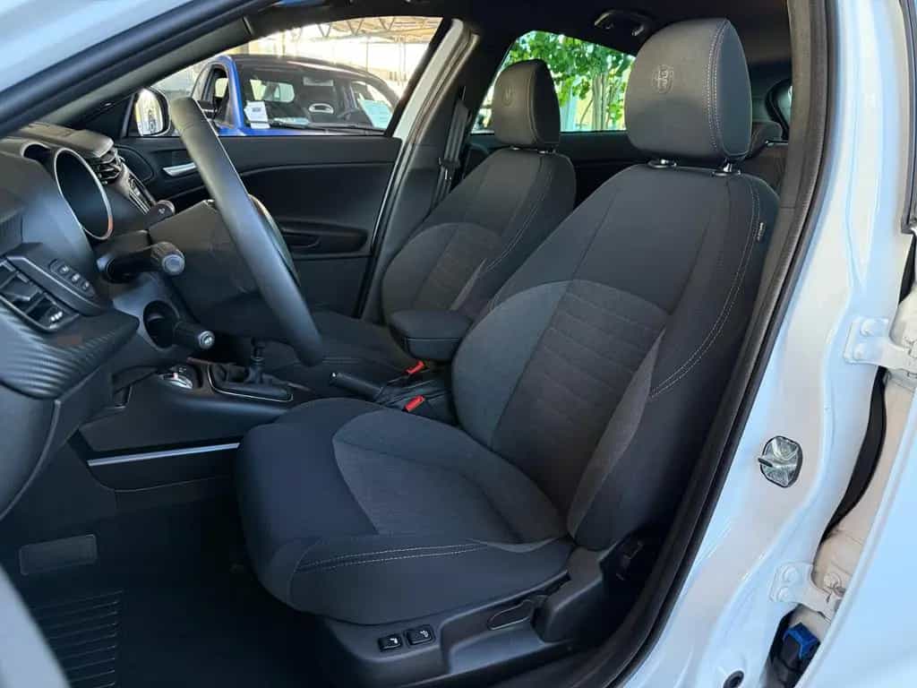 Alfa Romeo Giulietta Sport KLIMA NAVI ALU SHZ 06/2018-photo-8