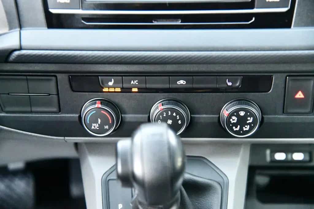 Volkswagen Transporter Transporter Doka Pritsche Plane DSG 6-Sitze 02/2020-photo-18