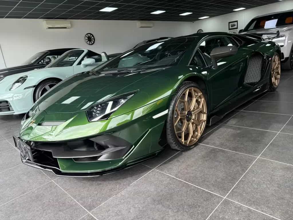 Lamborghini Aventador SVJ AD Personam- Capristo-Shiny Carbon 05/2021-photo-1
