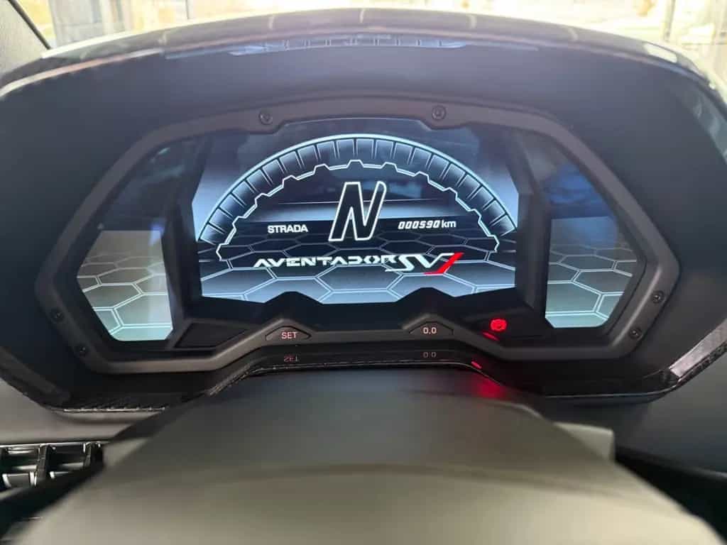 Lamborghini Aventador SVJ AD Personam- Capristo-Shiny Carbon 05/2021-photo-22