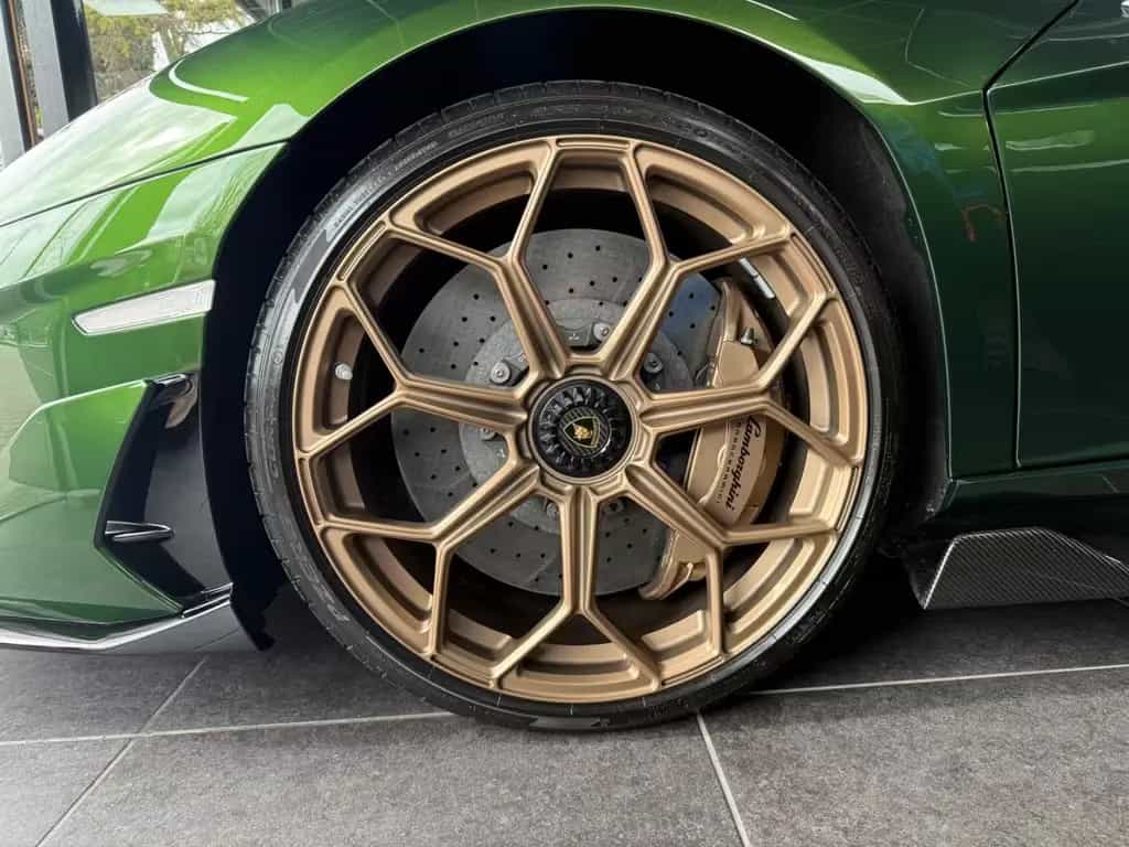 Lamborghini Aventador SVJ AD Personam- Capristo-Shiny Carbon 05/2021-photo-7