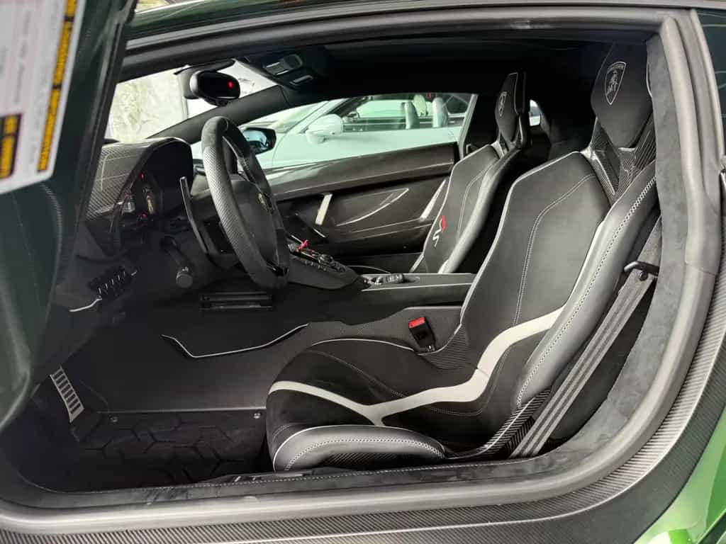 Lamborghini Aventador SVJ AD Personam- Capristo-Shiny Carbon 05/2021-photo-9