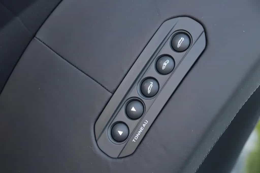 McLaren 570S Spider +LIFT+KAMERA+KERAMIK+VOLLLEDER+LED++ 04/2019-photo-18