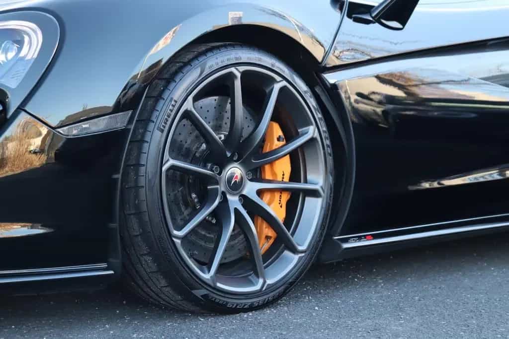 McLaren 570S Spider +LIFT+KAMERA+KERAMIK+VOLLLEDER+LED++ 04/2019-photo-19