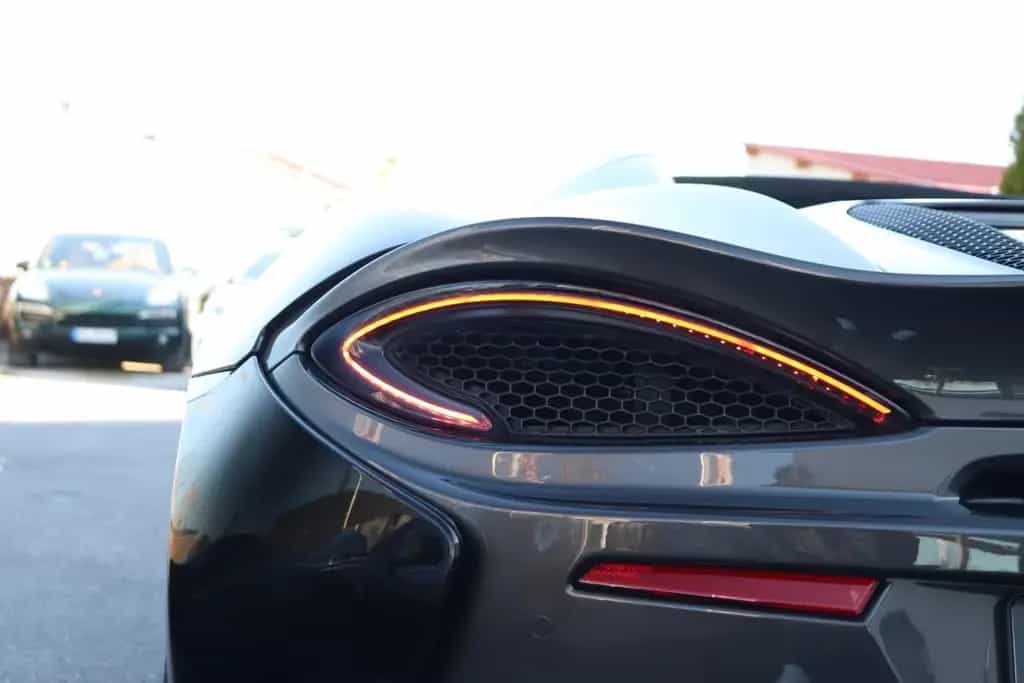 McLaren 570S Spider +LIFT+KAMERA+KERAMIK+VOLLLEDER+LED++ 04/2019-photo-23