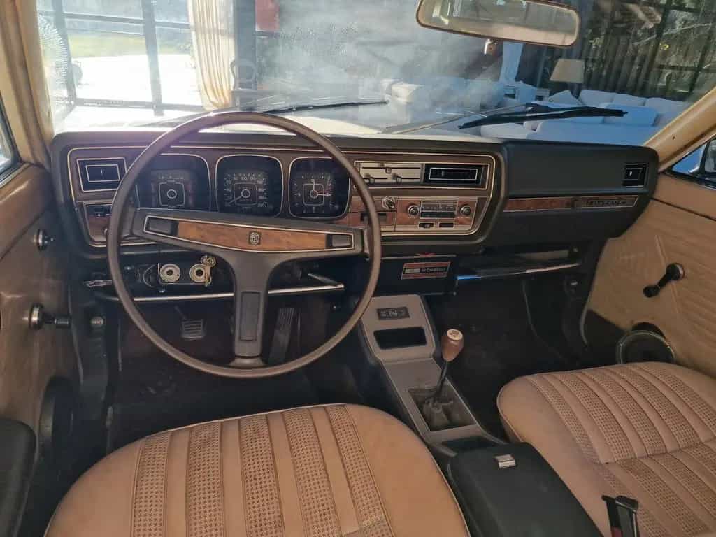 Datsun 240 C family 05/1972-photo-10