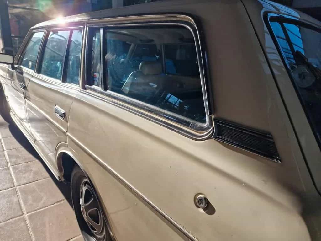 Datsun 240 C family 05/1972-photo-14